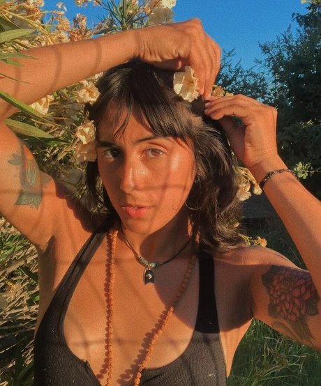 mature cougar onlyfans free photo