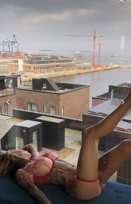 Paulina Danielsson ass onlyfans