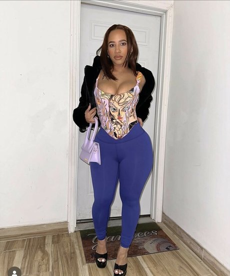 Carolinello leaks onlyfans