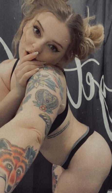 Peeekaboooe leak only fans