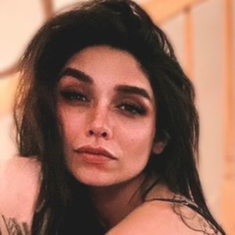 Just the letter v onlyfans model photo