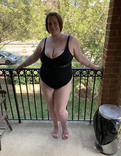 Juicy June nude onlyfans