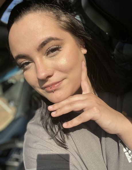 HornyThickKitten onlyfans nudes leaked