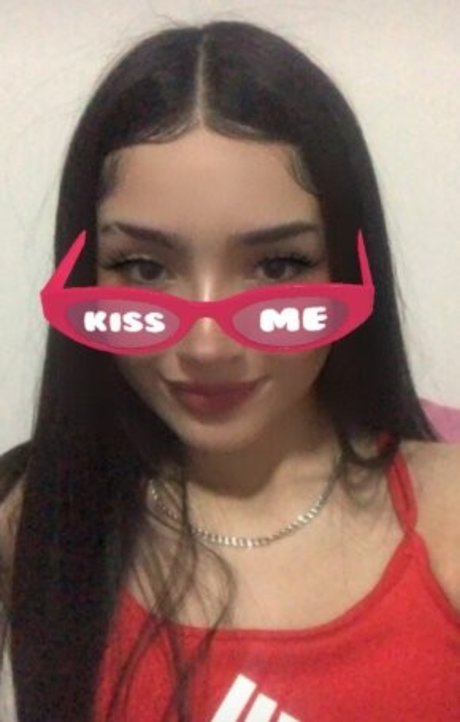 Flores Isabella98 Profile pic