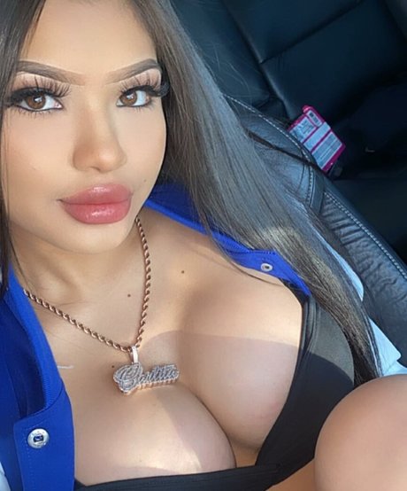 Carlita Silvestre onlyfans leaked photos