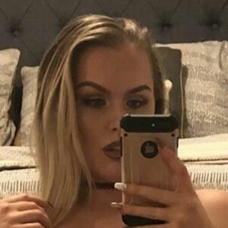 Nicole Lennox onlyfans leaks nudes