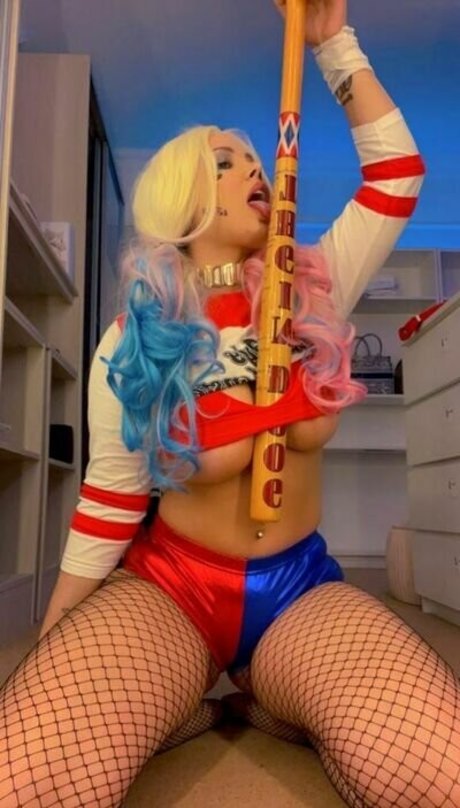 Mizz Ellaa ASMR free onlyfans