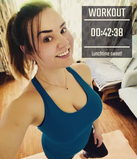 charworksoutlife desnuda onlyfans