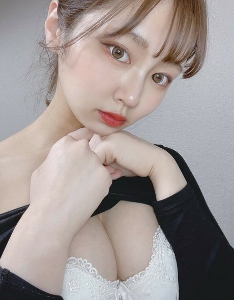 Kawakita Meisa onlyfans nude