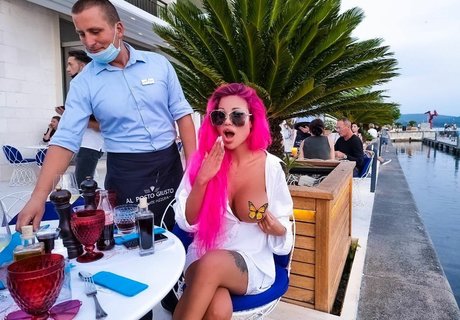 Viktoria Shock free only fans