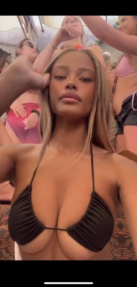 Vinetrria Vinetria leaked porn onlyfans