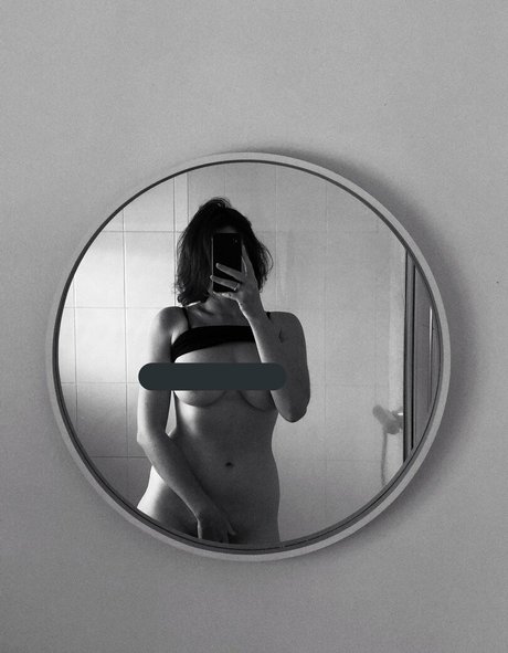 Katevmodel topless onlyfans