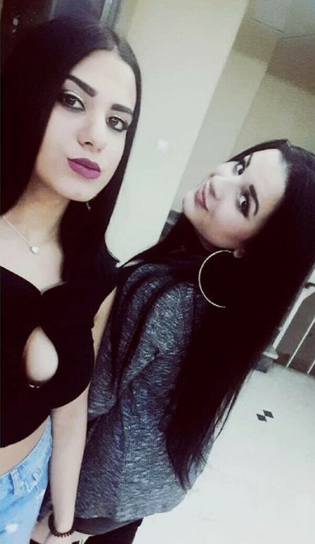 Theodwra Drinia only fans pics