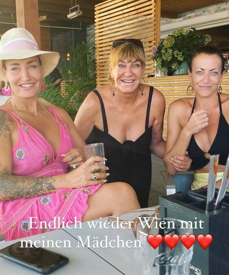 celebrity onlyfans art naked print