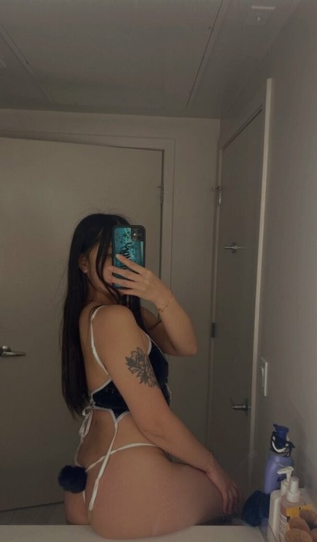 Lunaisbabyy onlyfans explicit content