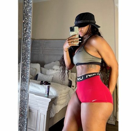 theonly ari b onlyfans sexy