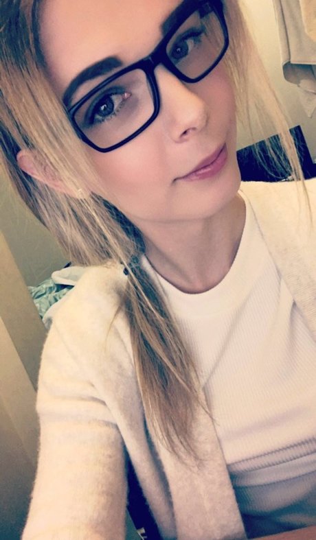 Julie Prim onlyfans leaked photos