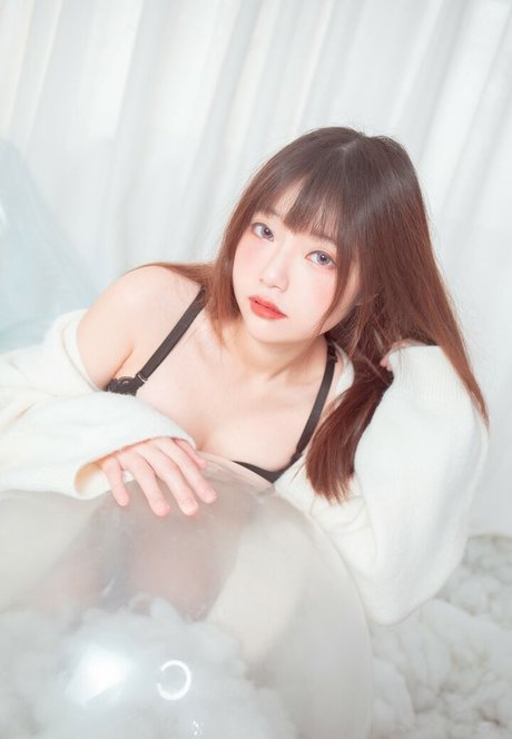 yuanyuan1126 onlyfans leaks porn