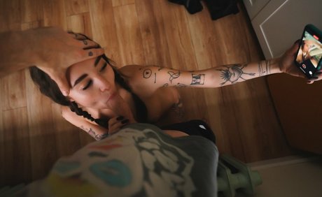 Pretty Mary naked onlyfans