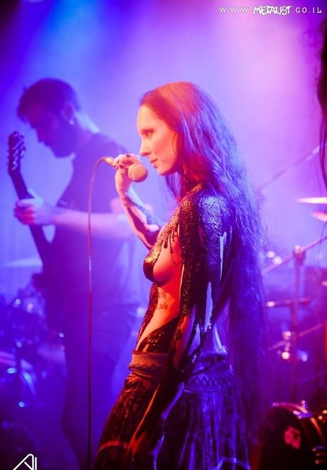 Infy Snow onlyfans uncensored