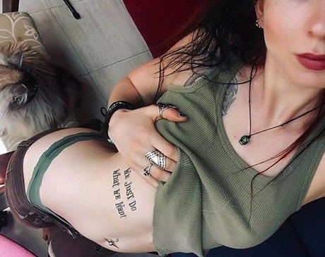 Infy Snow ass onlyfans