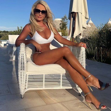 Lenka Dragounova onlyfans porn