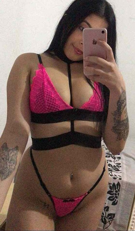 Aline Vitoria onlyfans leaked xxx