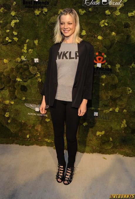 Amy Lysle Smart onlyfans pictures