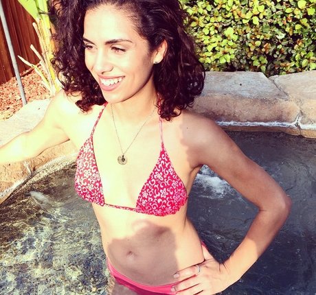 Andrea Sixtos onlyfans pictures