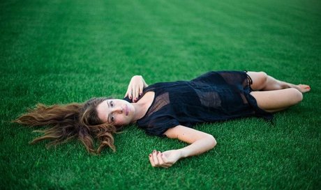 Anna Hopkins porn onlyfans leak