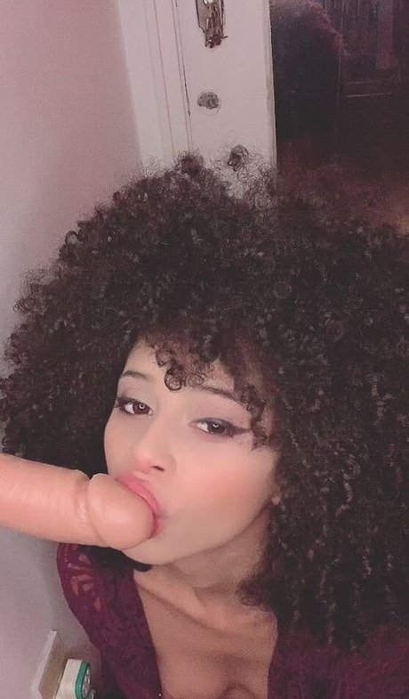 Miss Flat leaked porn onlyfans