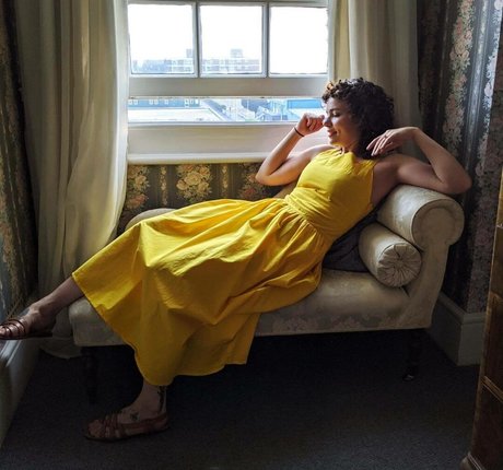 Frankie Ward only fans pics