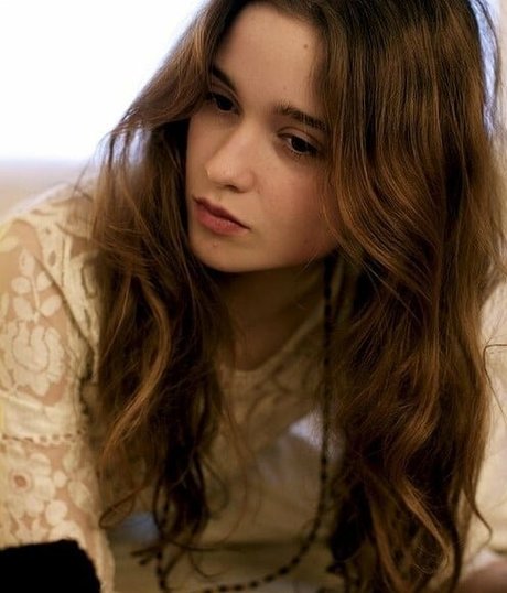 Alice Allegra Englert onlyfans nudes