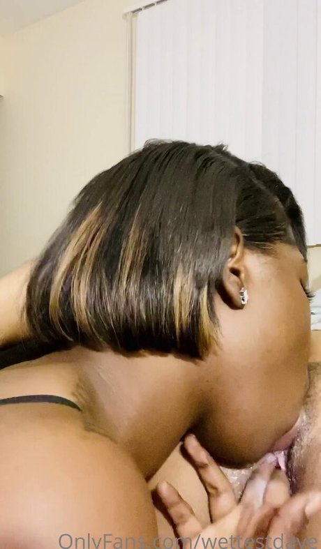 Wettest Daye onlyfans model