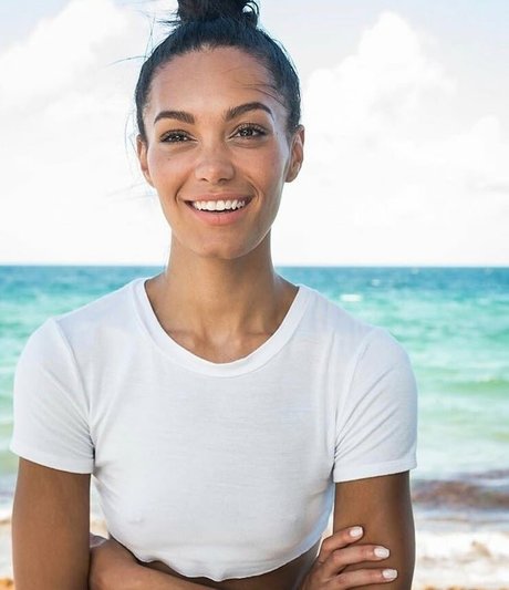 Alexis Gaube onlyfans leak xxx