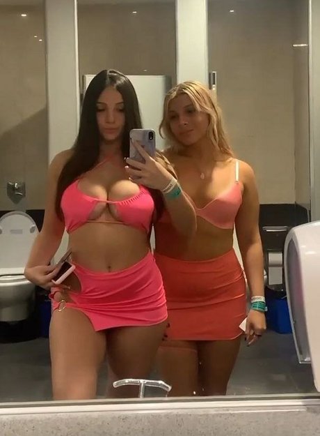 azulpaoli leaked onlyfans.