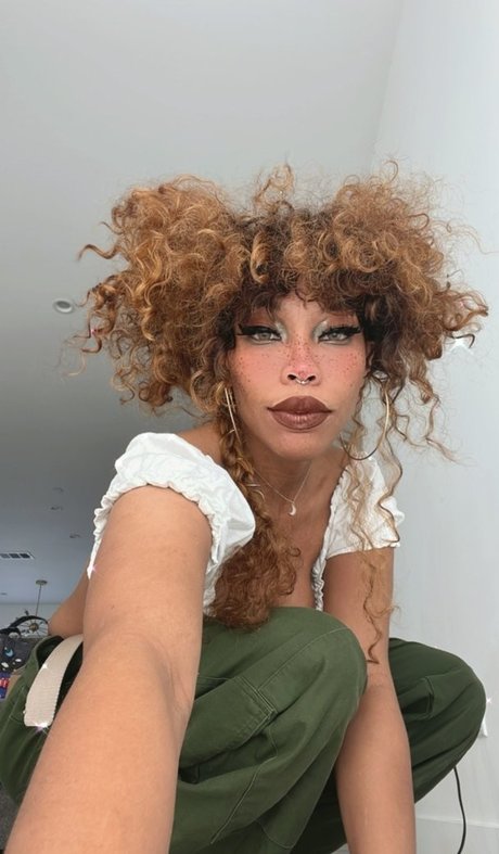 kieraplease onlyfans tits