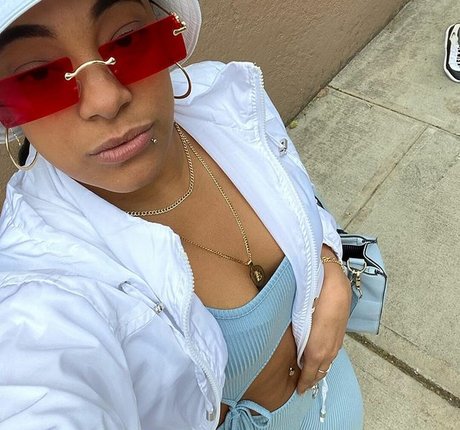 Tu Flaca Diablonareal onlyfans pics