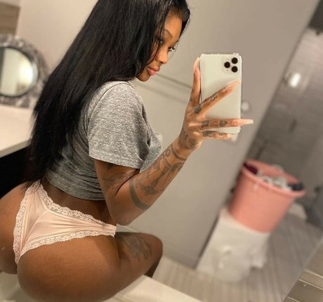 Summer Walker onlyfans leaked nudes