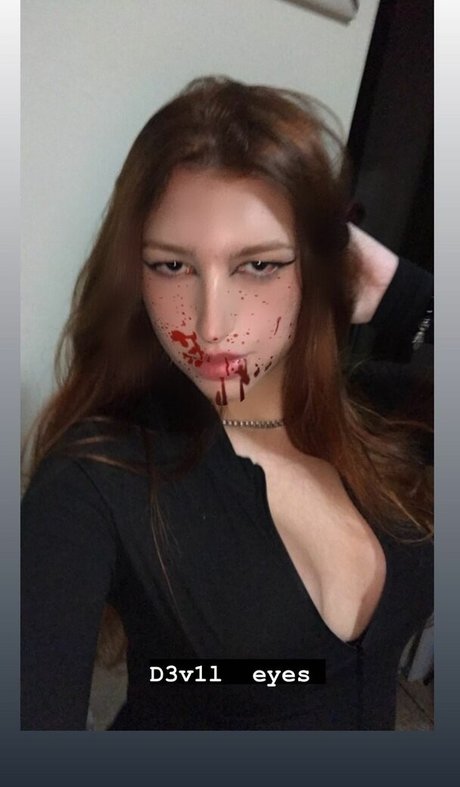 Nicky Oberlin nudes only fans