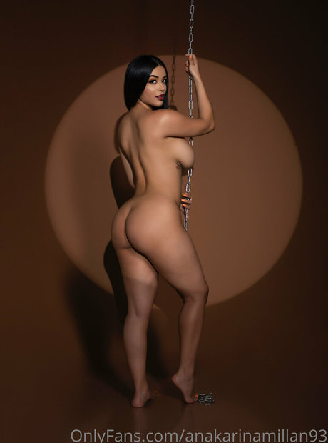 anakarinamillan93 onlyfans archives