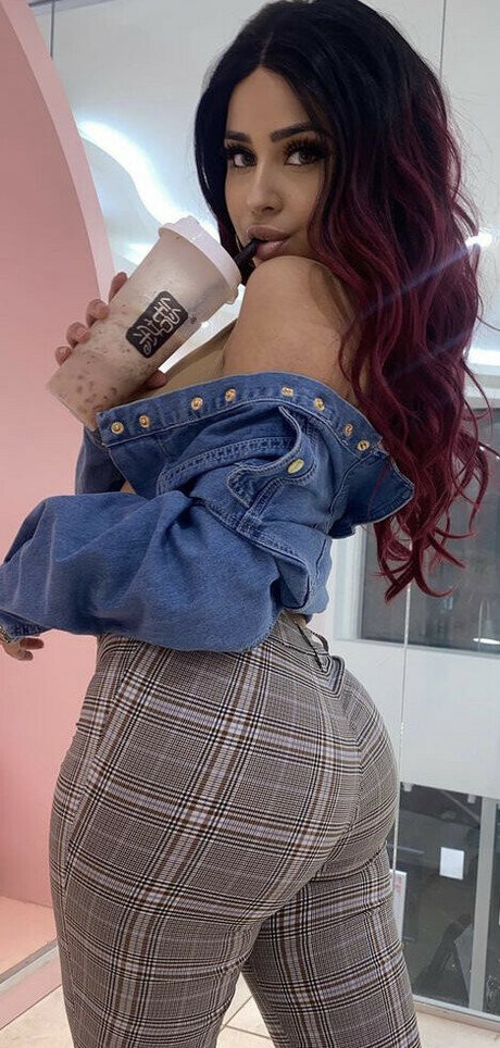 Claudiamolina a onlyfans uncensored