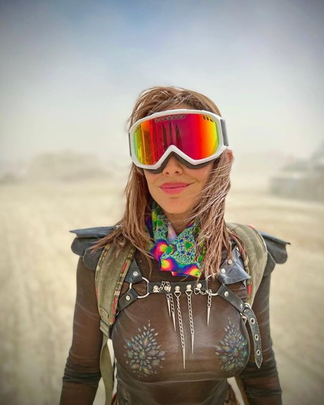 Maria Elisa Camargo onlyfans archive