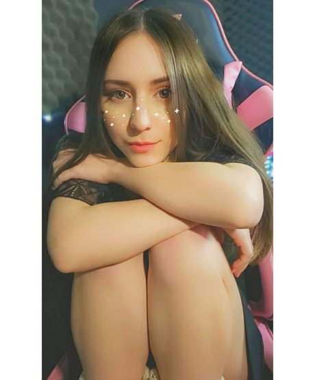 Seshany nude only fans