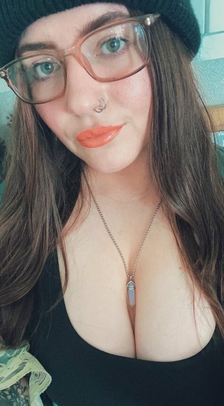 Floralis leaked nude onlyfans