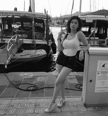 19 years old onlyfans free sexy depiction