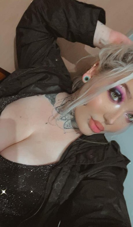 courtneybt1ts only fans sex