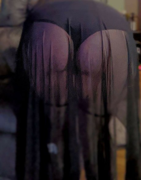 Love1yLass onlyfans pics leaked