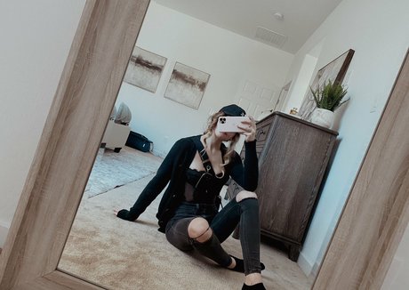 RyyFyy onlyfans pics