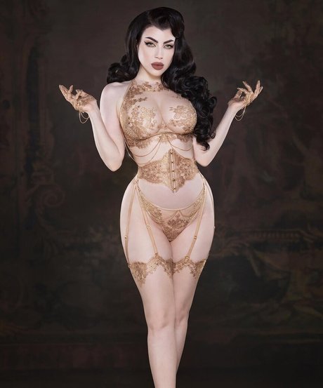 Threnody In Velvet porn onlyfans